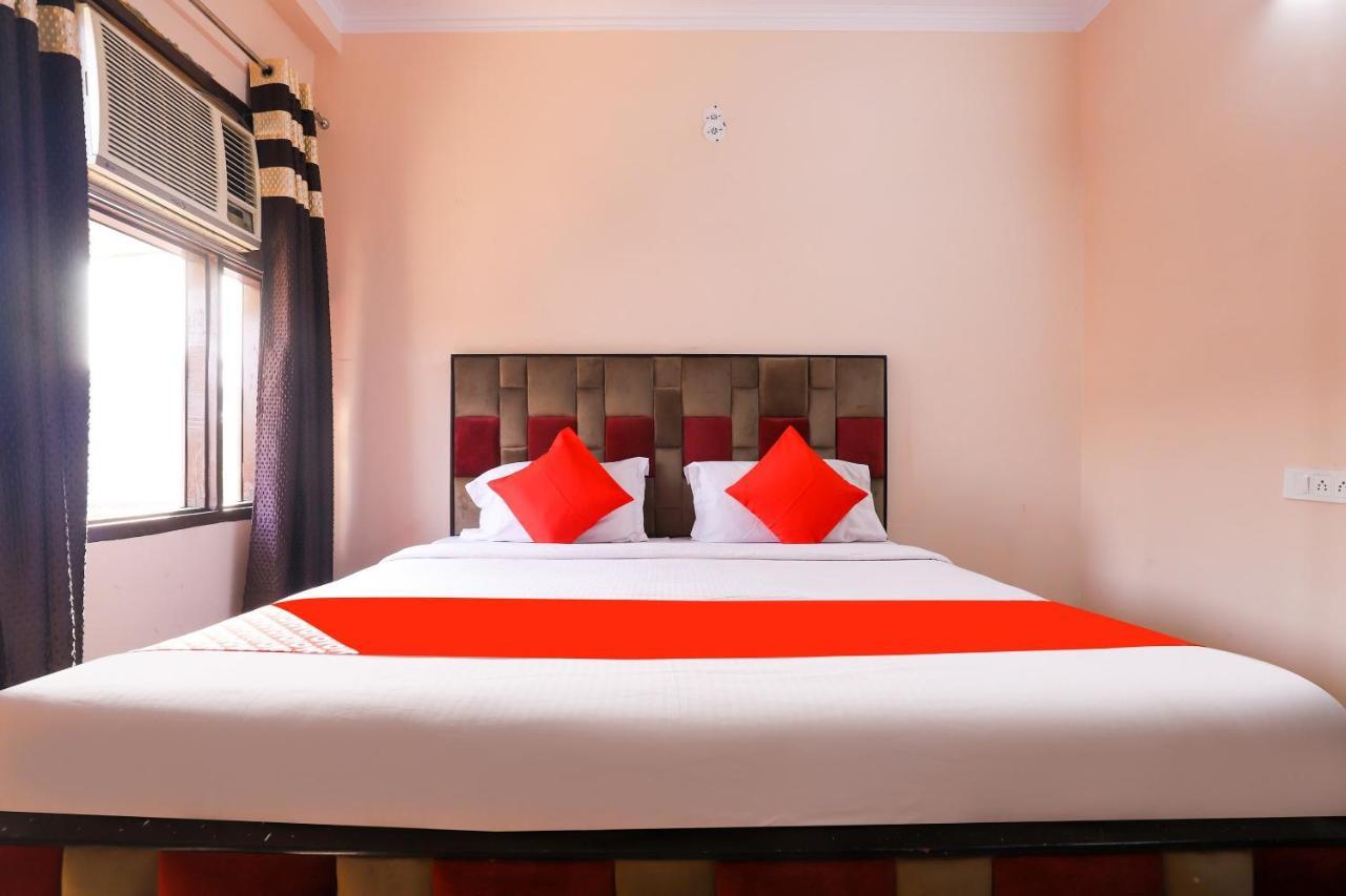 Oyo 77819 Shahdara Inn New Delhi Exterior photo