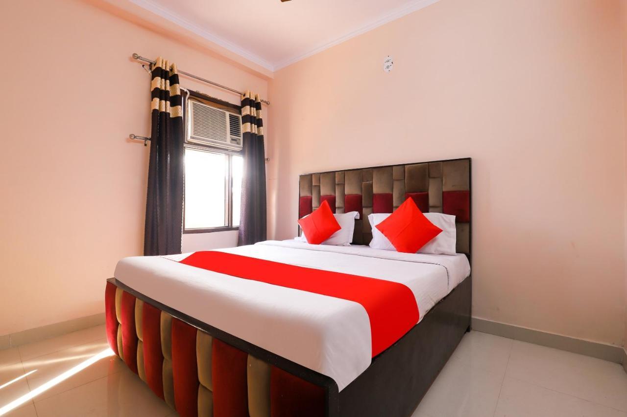Oyo 77819 Shahdara Inn New Delhi Exterior photo